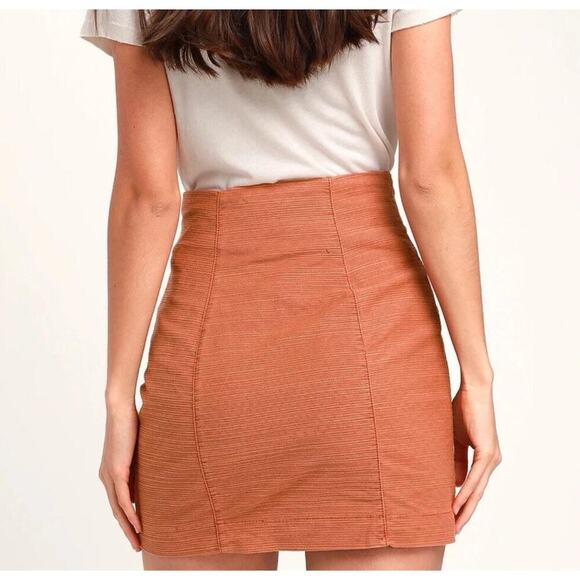 Free People Every Minute Every Hour Terra Cotta Button-Up Mini Skirt Size 6 EUC - Picture 3 of 10